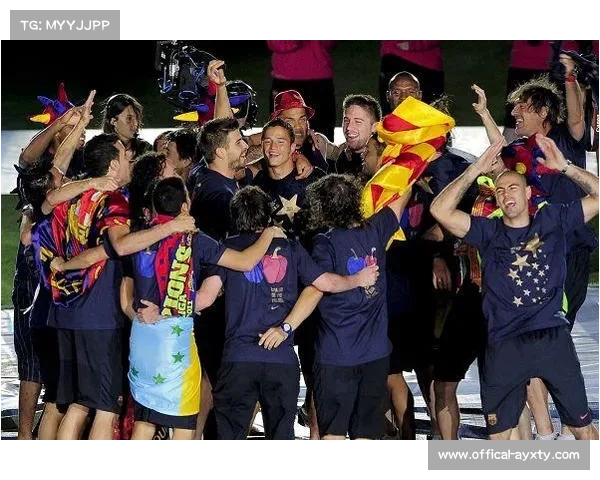 诺坎普主场球迷高唱孔德名字，巴萨更衣室赛后狂欢庆祝